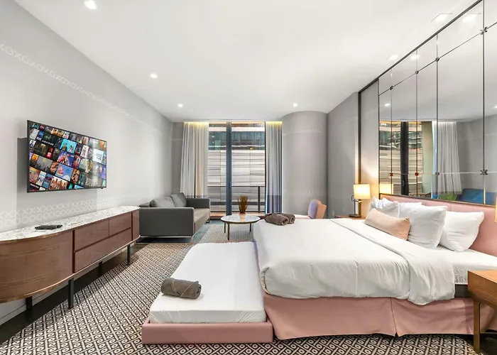 Luxury King Suite W City View At Sls Brickell